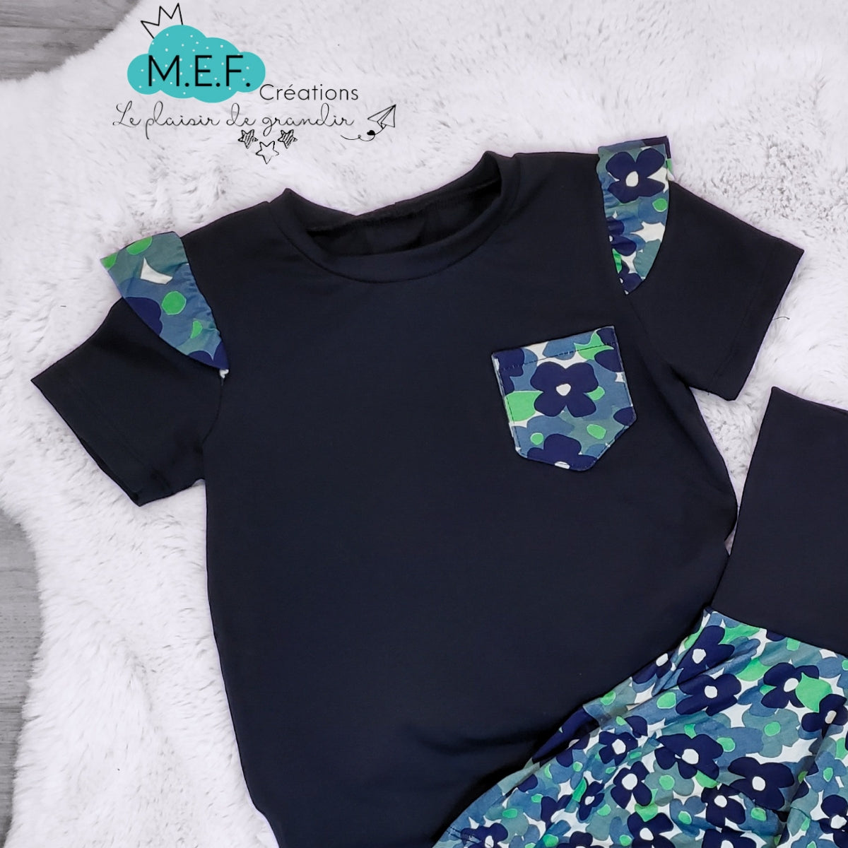 Ensemble fillette fleuris marine et vert, 5 à 7 ans LIQUIDATION