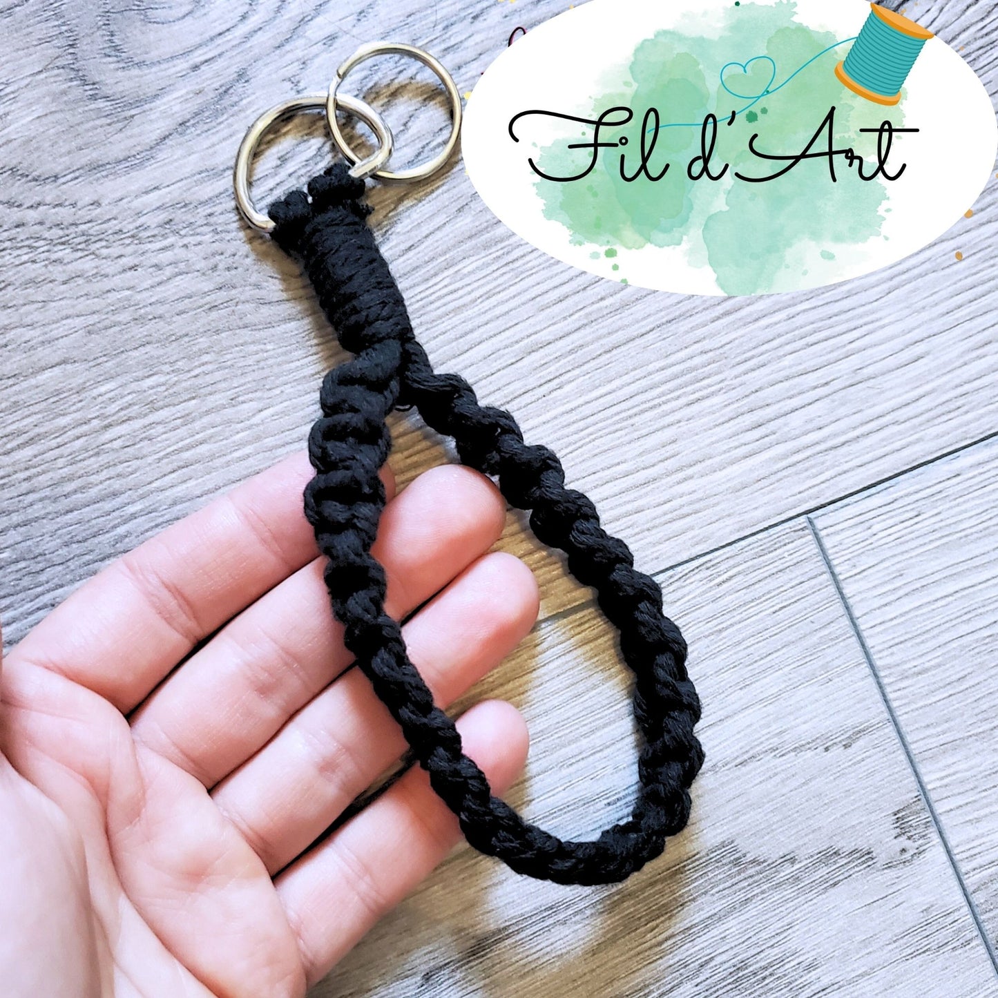 Ganse macramé NOIR par Alicia Forget de le fil d'art