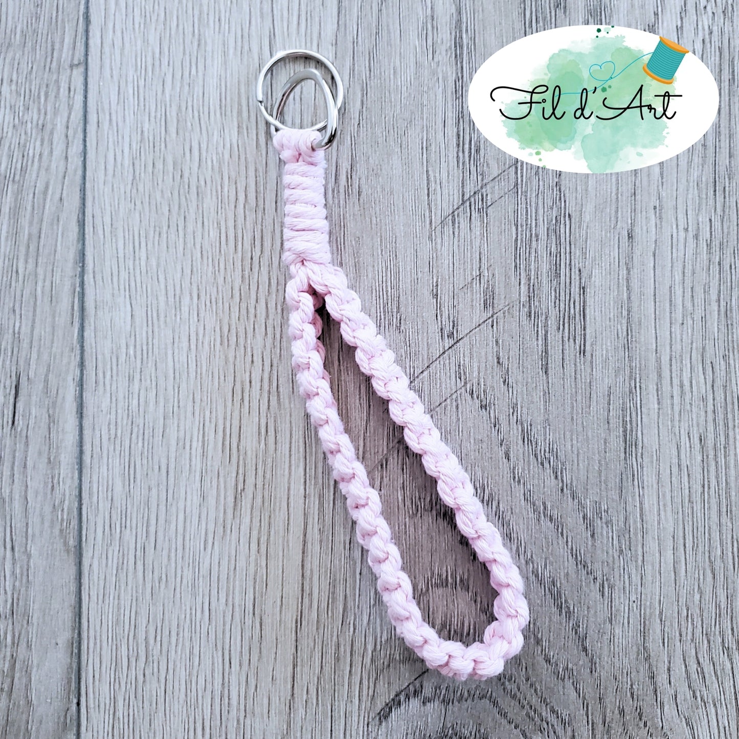 Ganse macramé ROSE PÂLE par Alicia Forget de le fil d'art