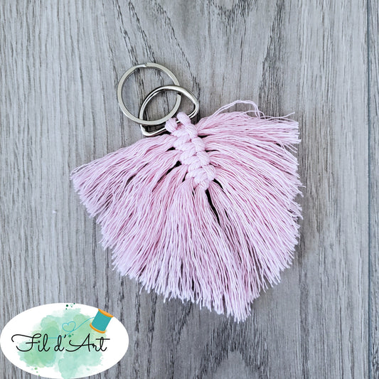 Porte-clés PLUME et diffuseur et macramé ROSE PÂLE par Alicia Forget de le fil d'art
