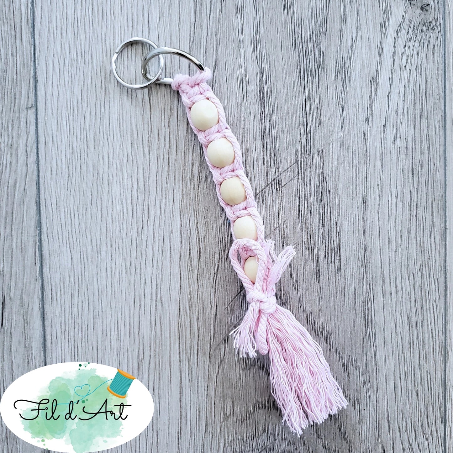 Porte-clés BILLES et macramé ROSE PÂLE par Alicia Forget de le fil d'art