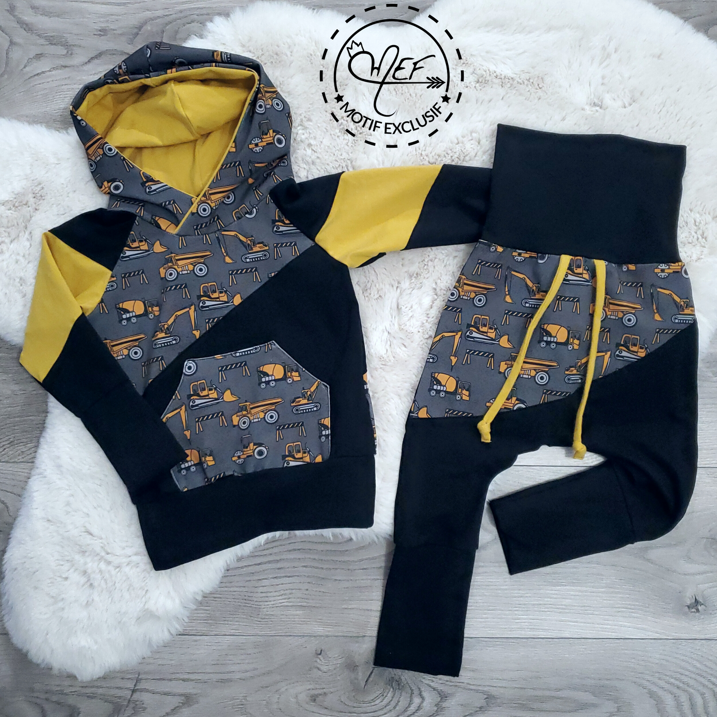 Hoodie garçon CAMIONS CONSTRUCTIONS - MOTIF EXCLUSIF MEF
