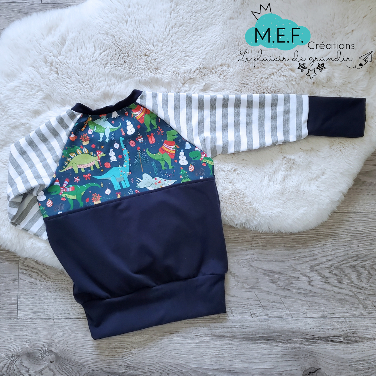 Sweater Noël des dinosaures pour enfant