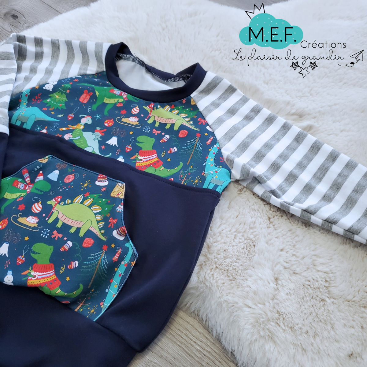 Sweater Noël des dinosaures pour enfant
