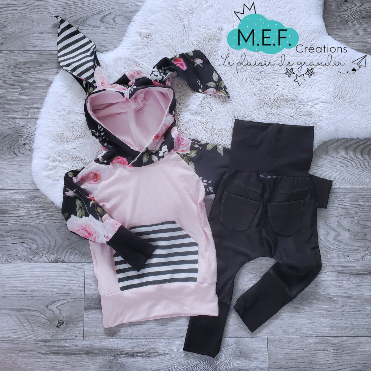 Hoodie lapin fleuris et rose pâle