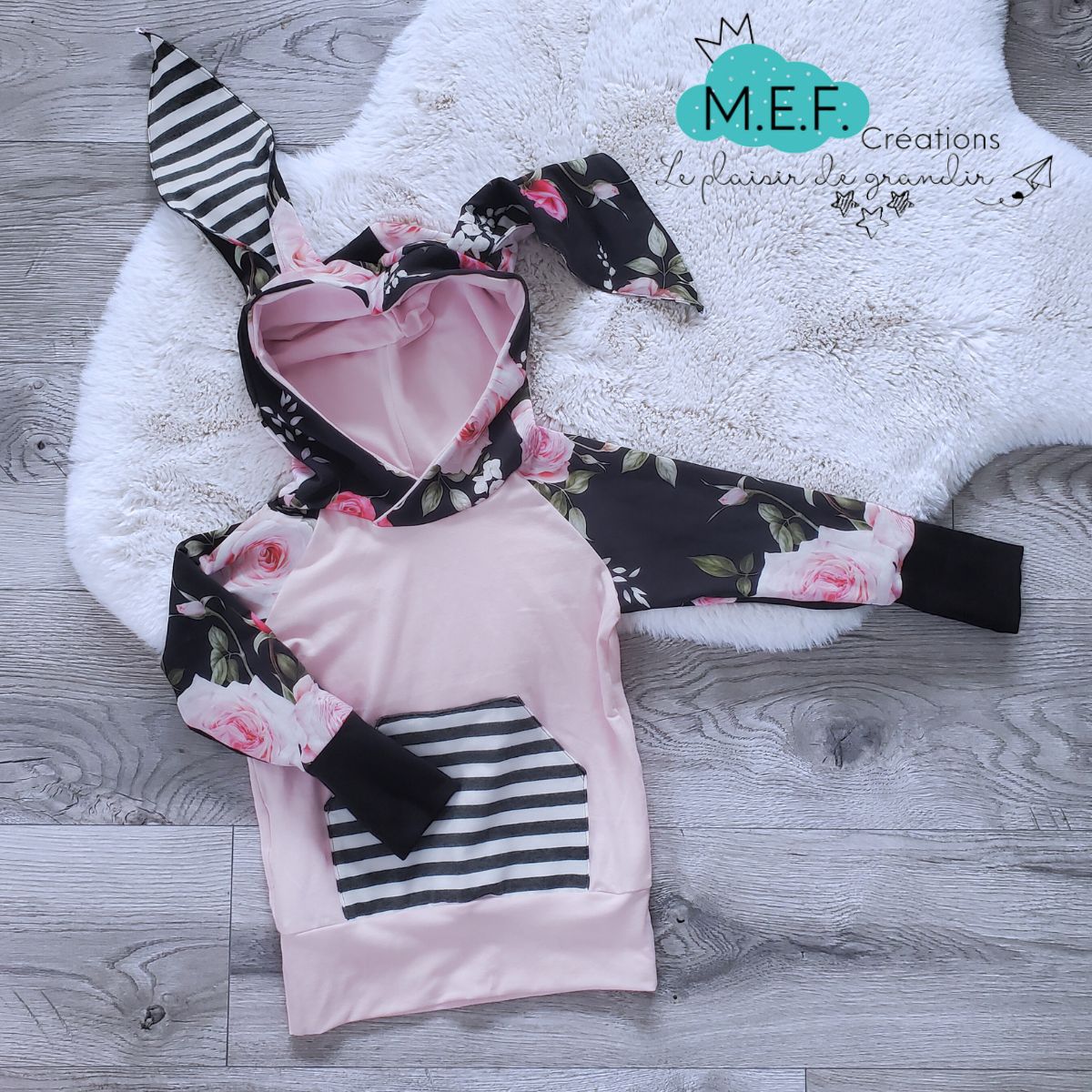 Hoodie lapin fleuris et rose pâle