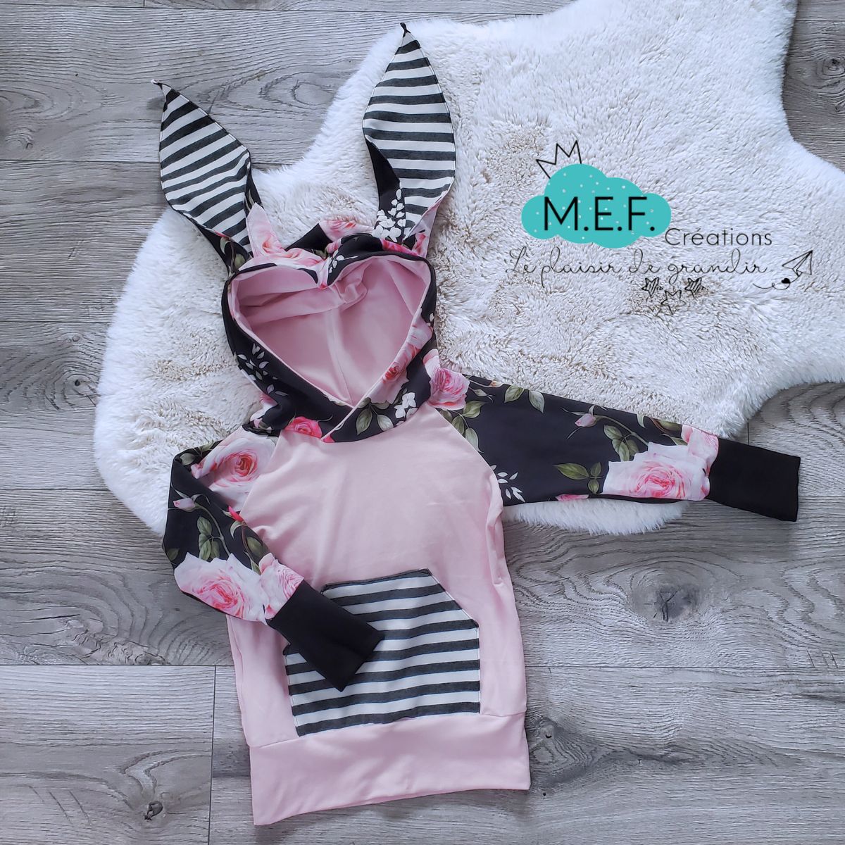 Hoodie lapin fleuris et rose pâle