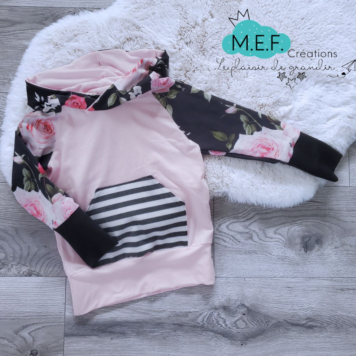 Hoodie lapin fleuris et rose pâle