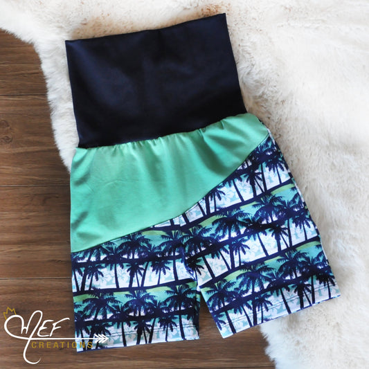 Short garçon palmier coupe bermuda