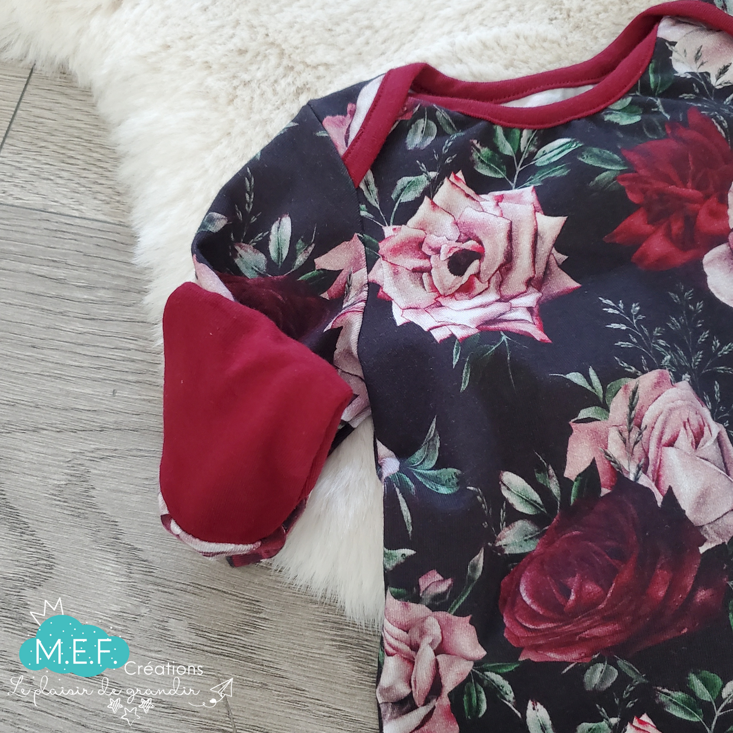 Dormeuse à noeud roses rouges, vêtement bébé 3 mois