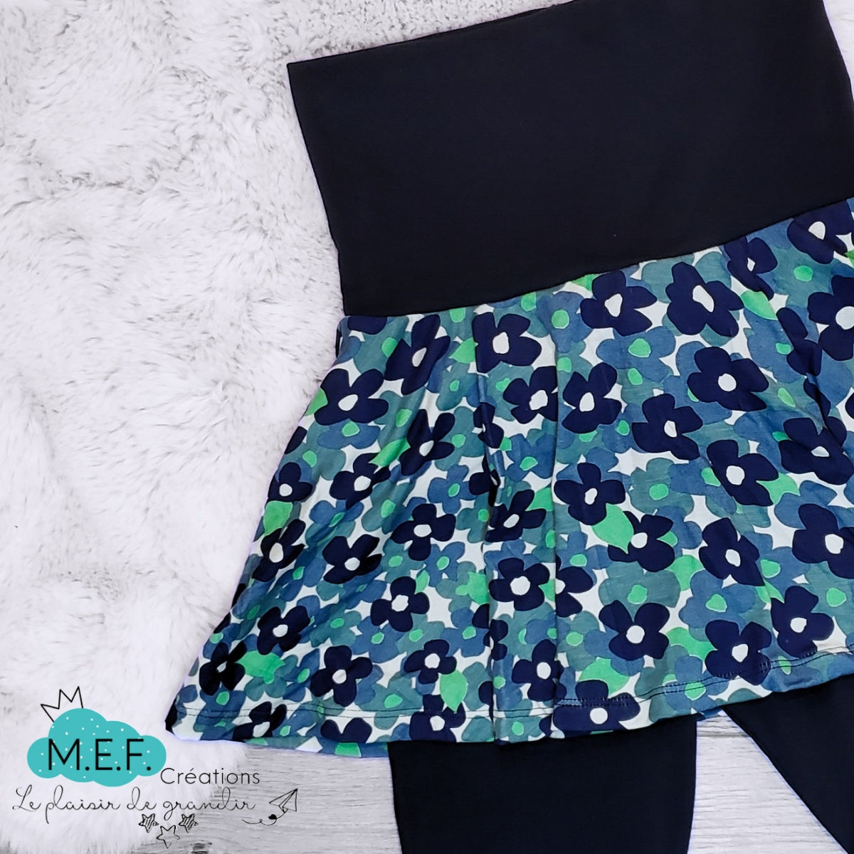 Jupe-short intégré fleuris marine et vert, 7 à 9 ans, VENTE FINALE