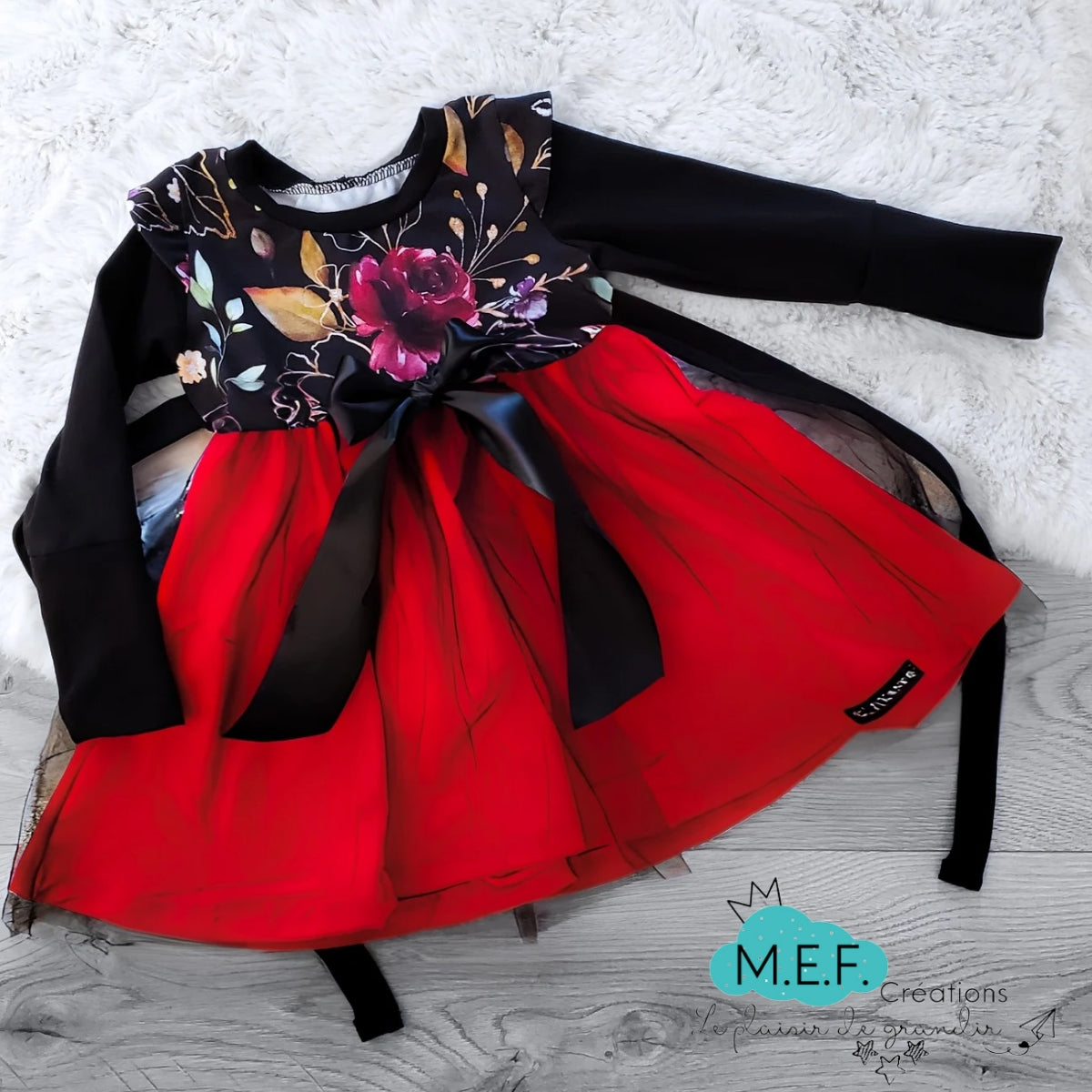 Robe de Noël fille, fleuris et tulles