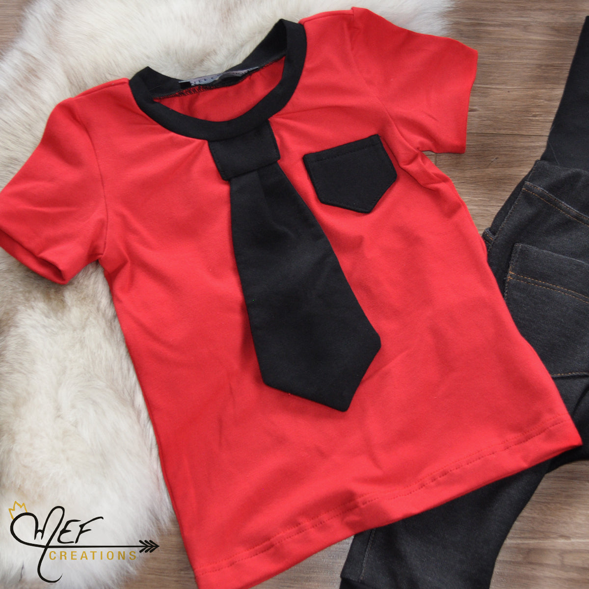 T-shirt garçon rouge vif à cravate