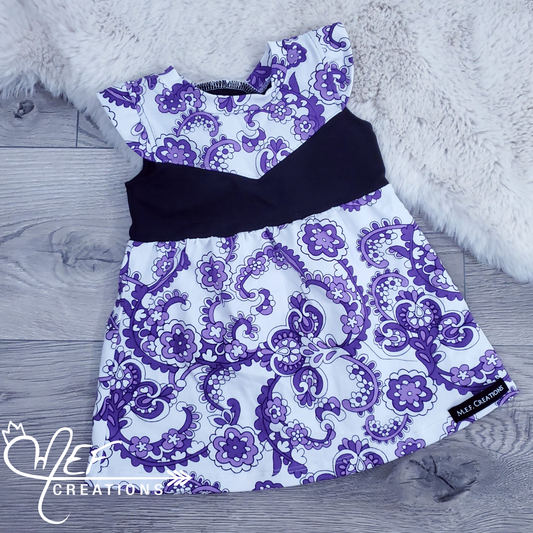 Robe arabesque lilas 3 à 12 mois, - vente finale -