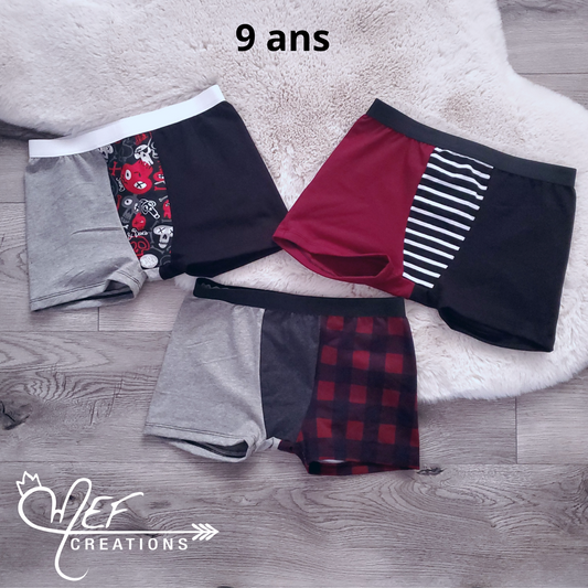 Boxers enfants 9 ans, lot de 3, prêt-à-partir : tete de mort rouge, rayé et bourgogne, côté carreauté