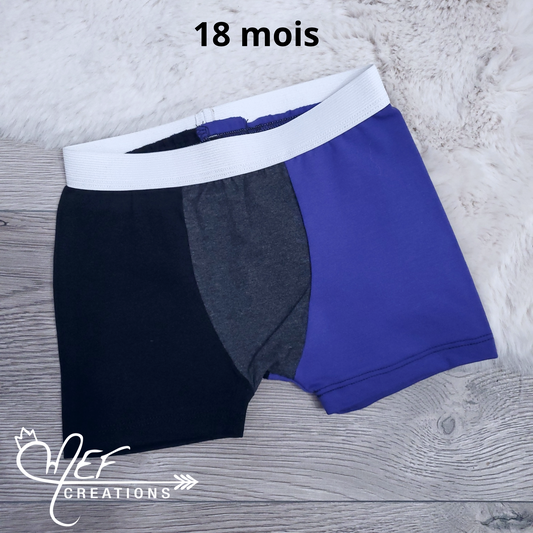 Boxer enfant 18 mois, prêt-à-partir, mauve sur le côté version 2