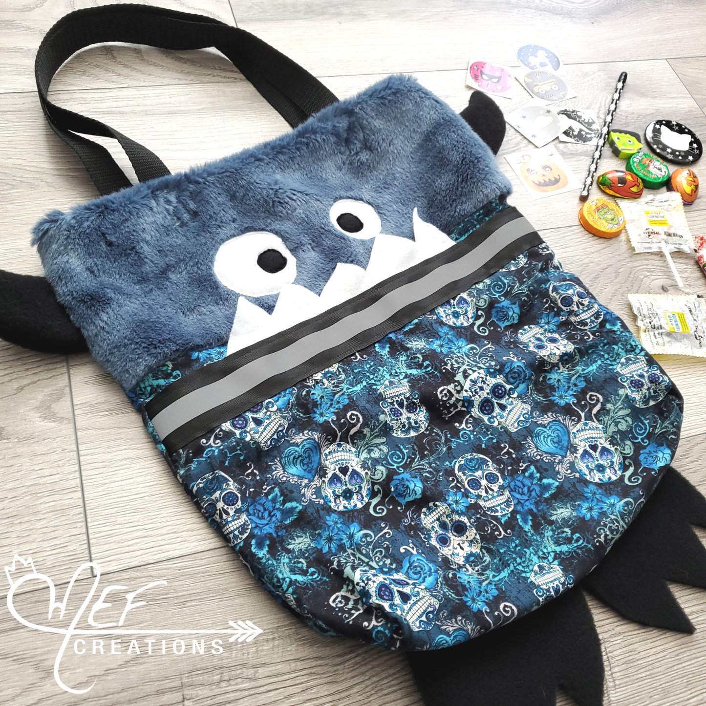 Sac à bonbons halloween, monstre malin motif tête de mort BLEU