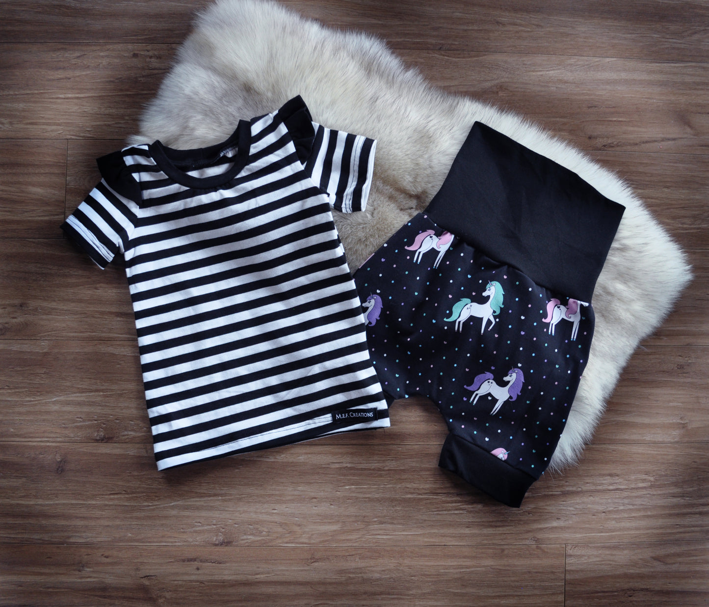 Short licorne exclusivité MEF, coupe du short aux choix : short sarouel ample, short sarouel ajusté ou short legging